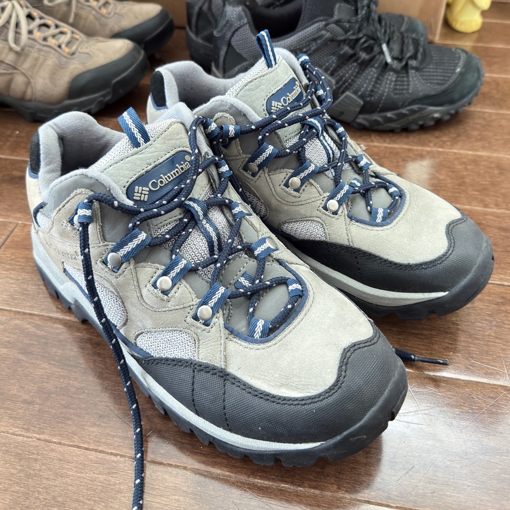 Columbia Hiking Shoes